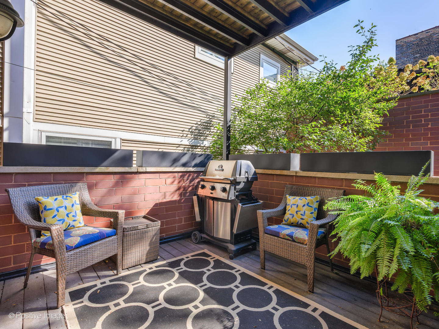 1053 W Wrightwood Avenue Unit: 1