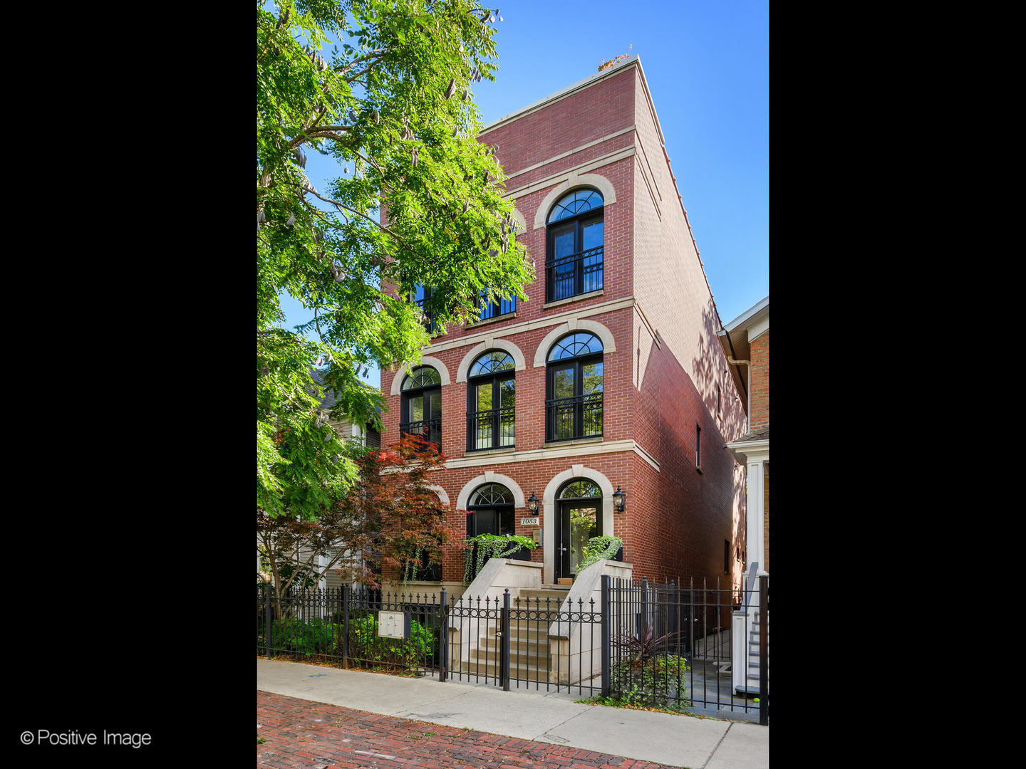 1053 W Wrightwood Avenue Unit: 1