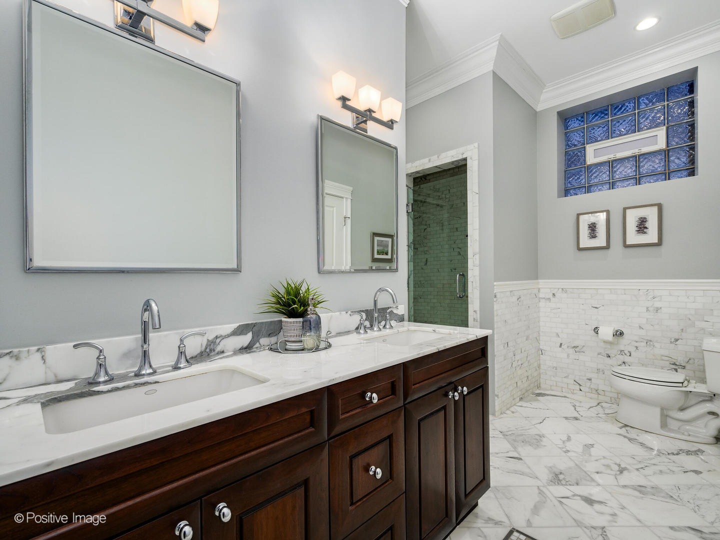 1053 W Wrightwood Avenue Unit: 1