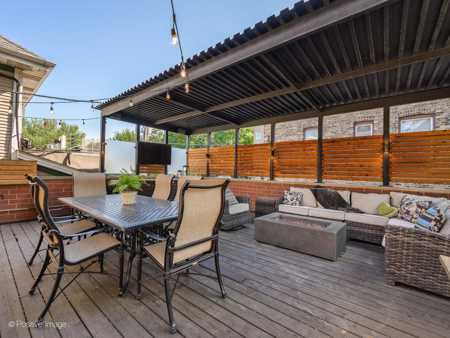 1053 W Wrightwood Avenue Unit: 1