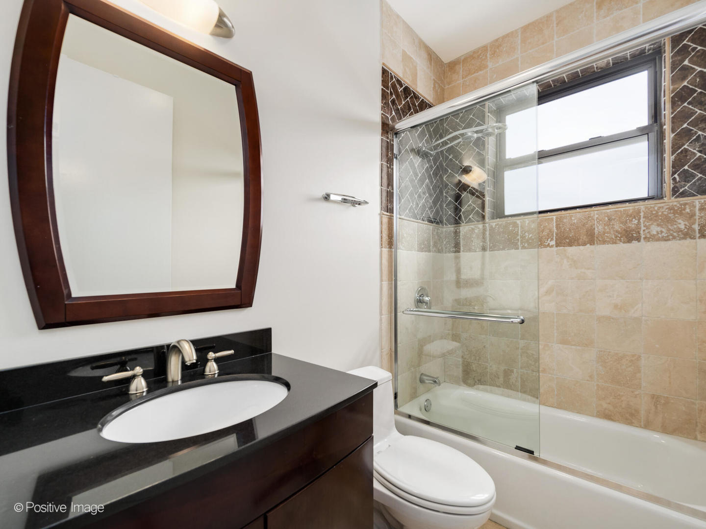 2852 N Halsted Street Unit: 4N