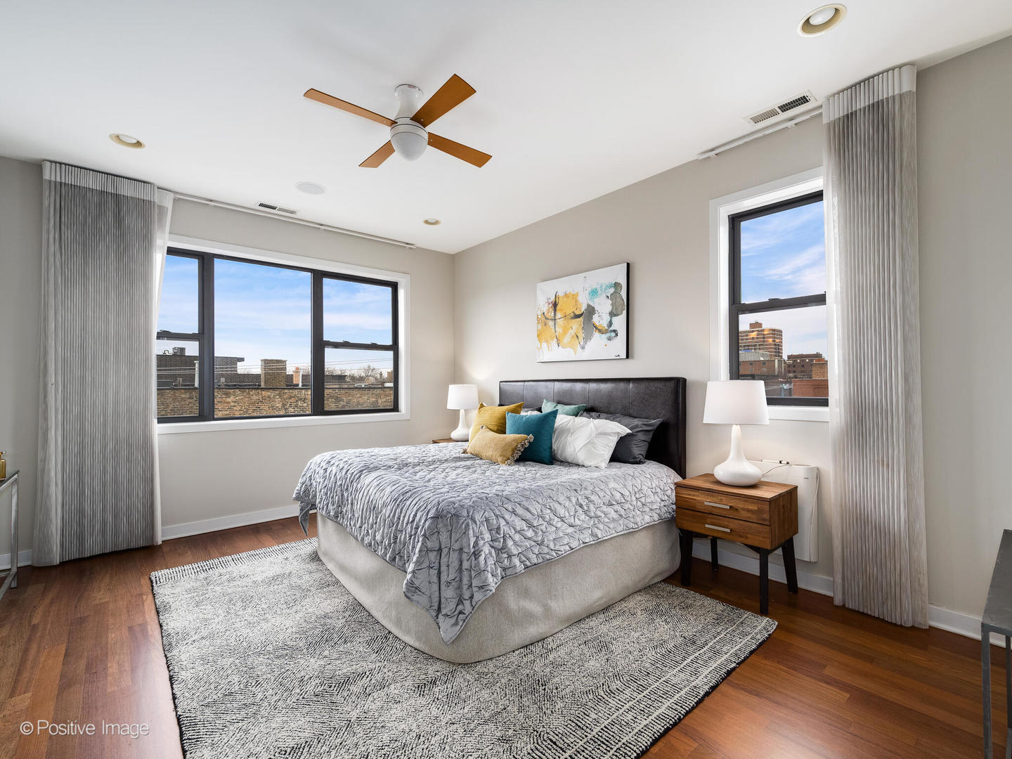2852 N Halsted Street Unit: 4N