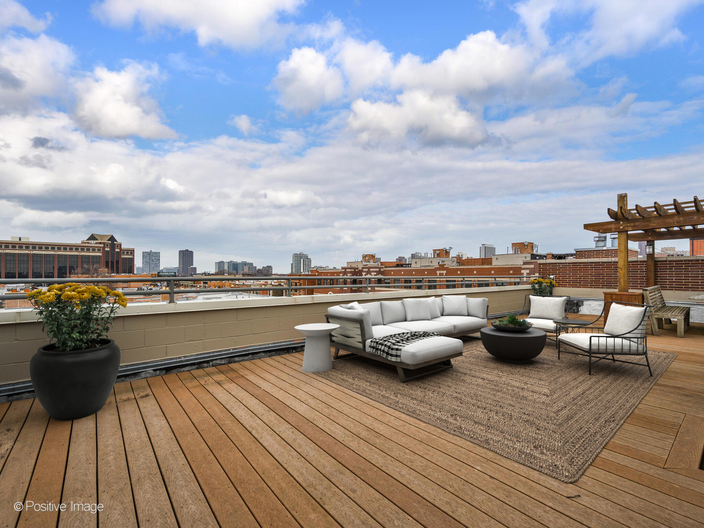2852 N Halsted Street Unit: 4N