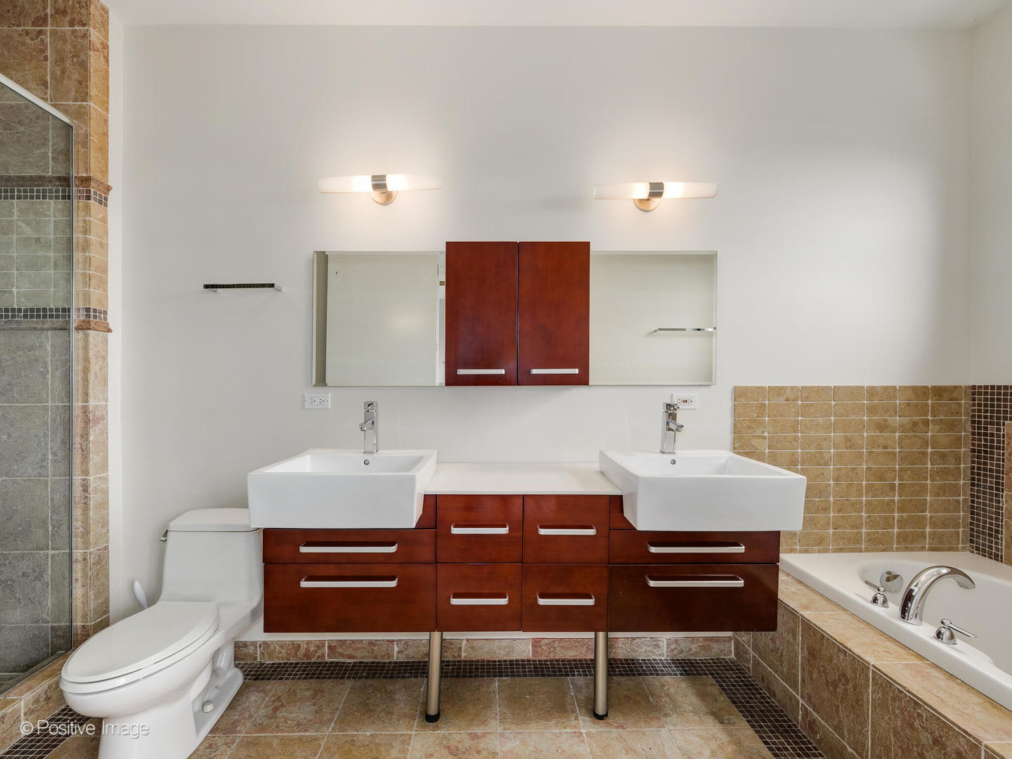 2852 N Halsted Street Unit: 4N