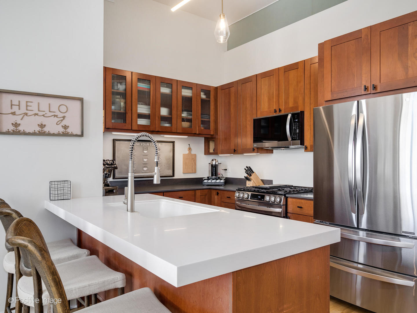 3631 N Halsted Street Unit: 404