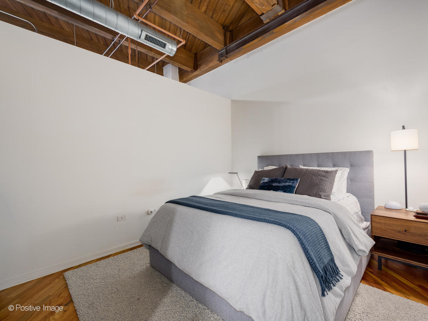 1040 W ADAMS Street Unit: 350