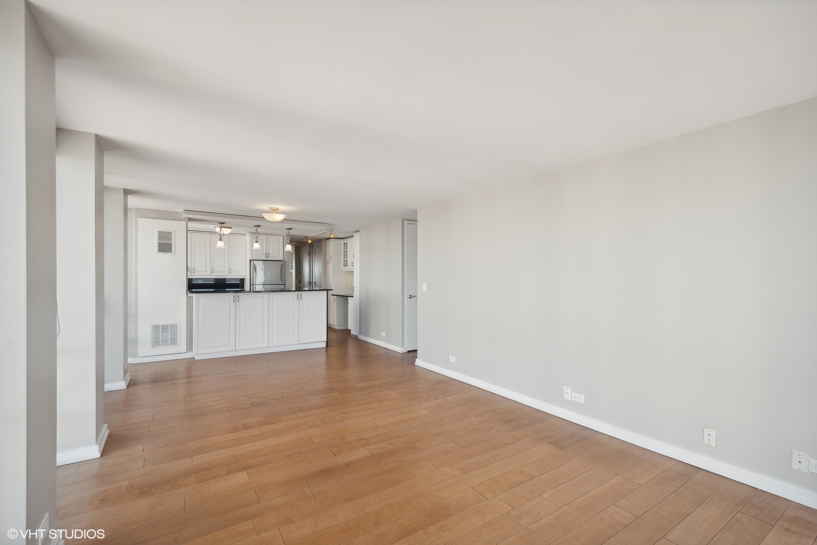 1660 N La Salle Drive Unit: 2912