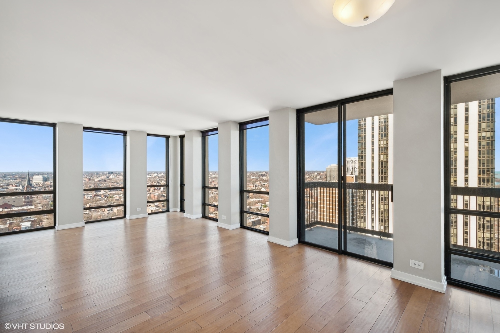 1660 N La Salle Drive Unit: 2912