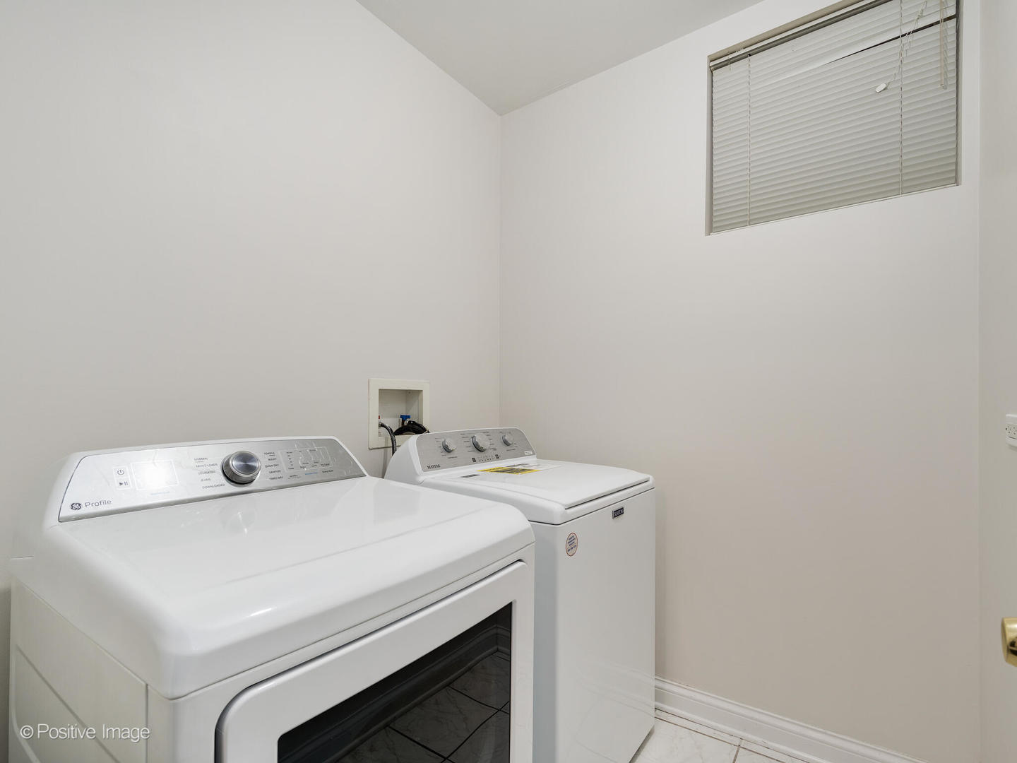 1512 N Campbell Avenue Unit: 1