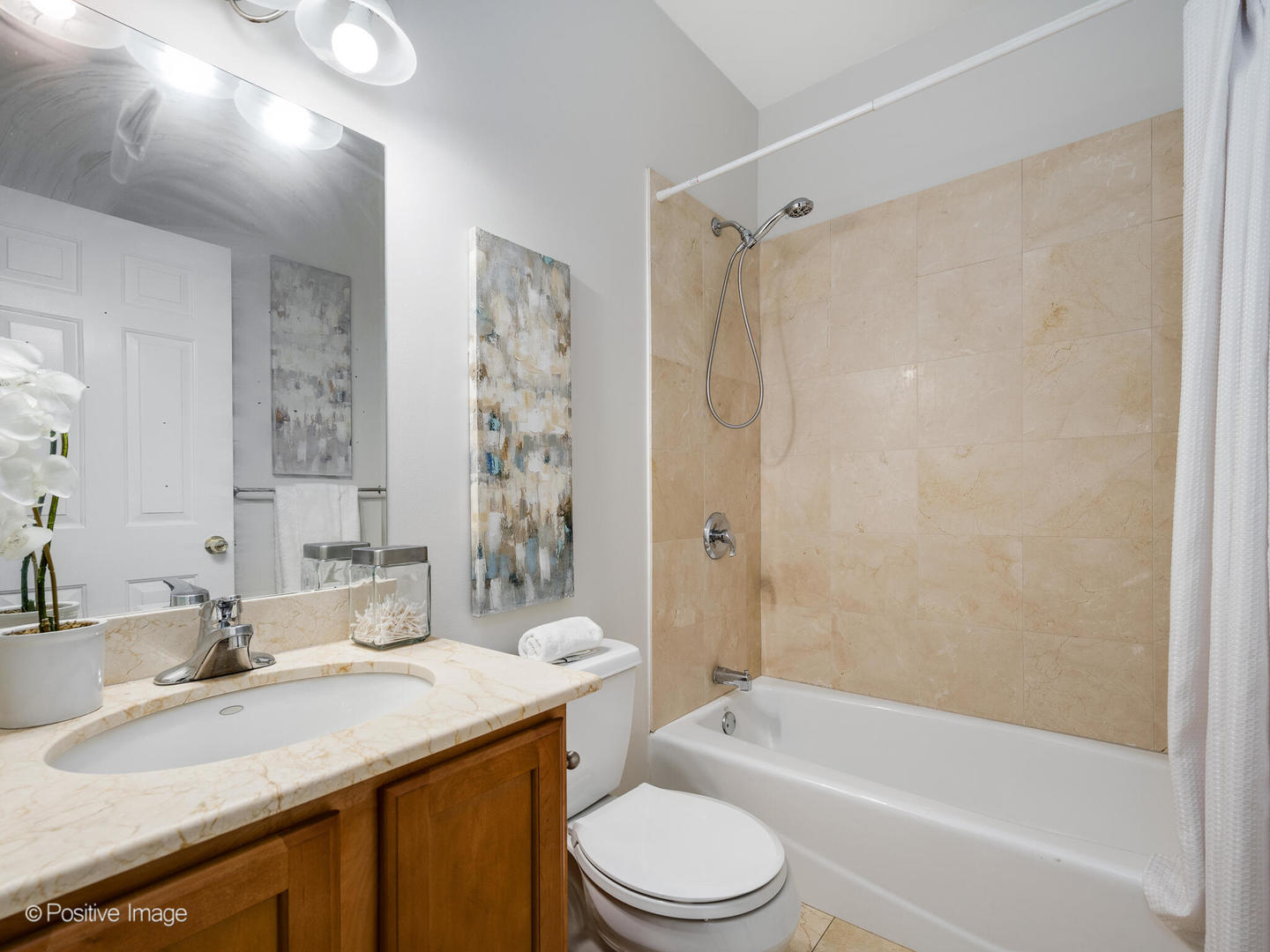 1512 N Campbell Avenue Unit: 1