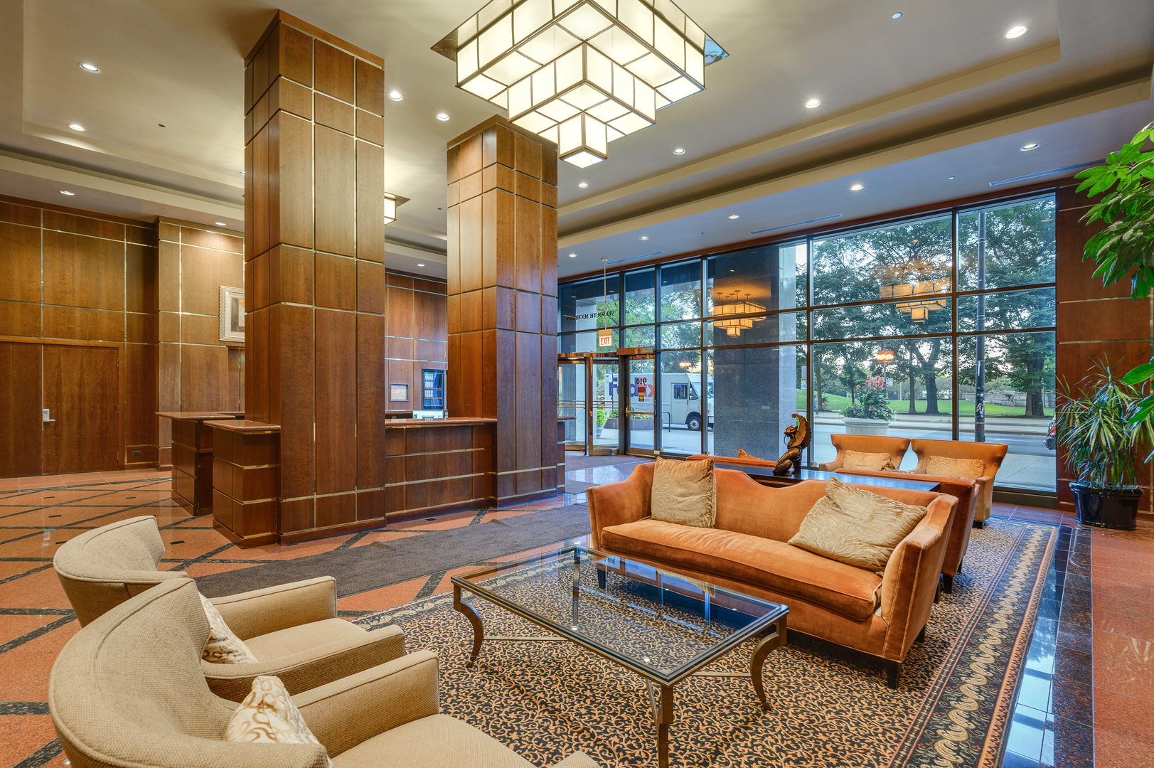 910 S Michigan Avenue Unit: 1002