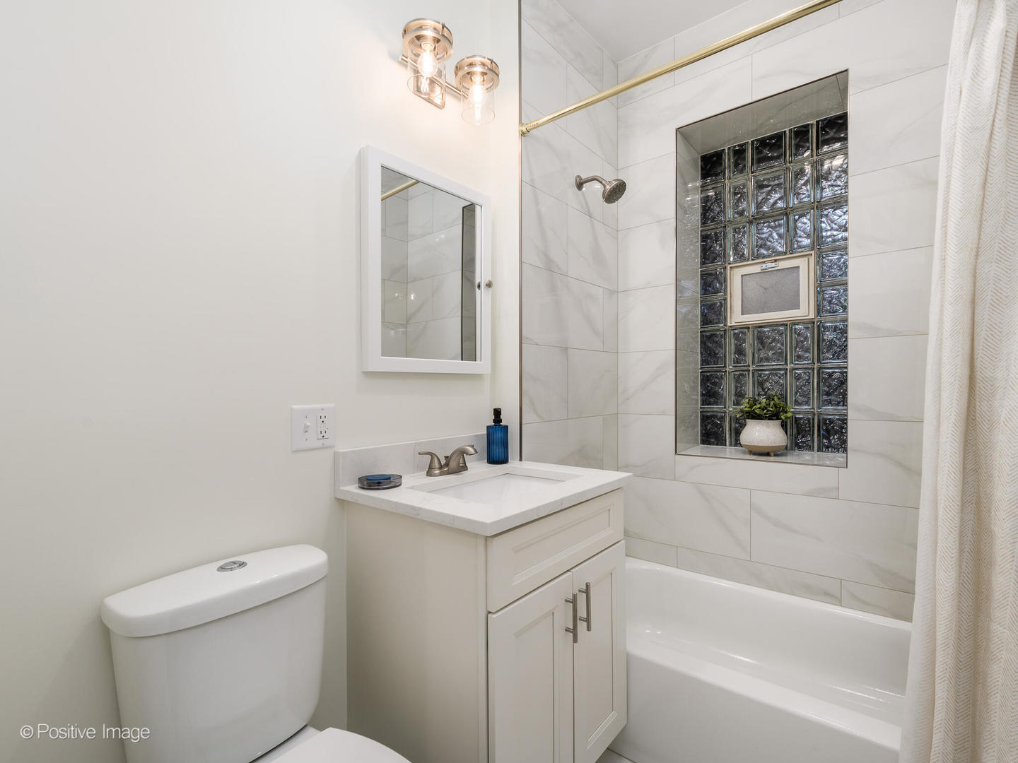 1103 W Wrightwood Avenue Unit: 1