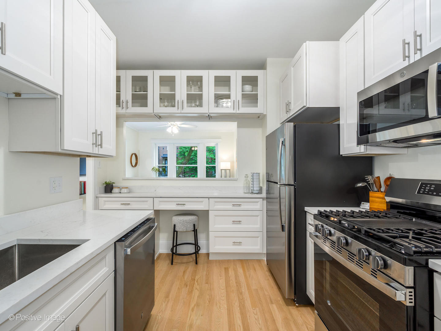 1103 W Wrightwood Avenue Unit: 1