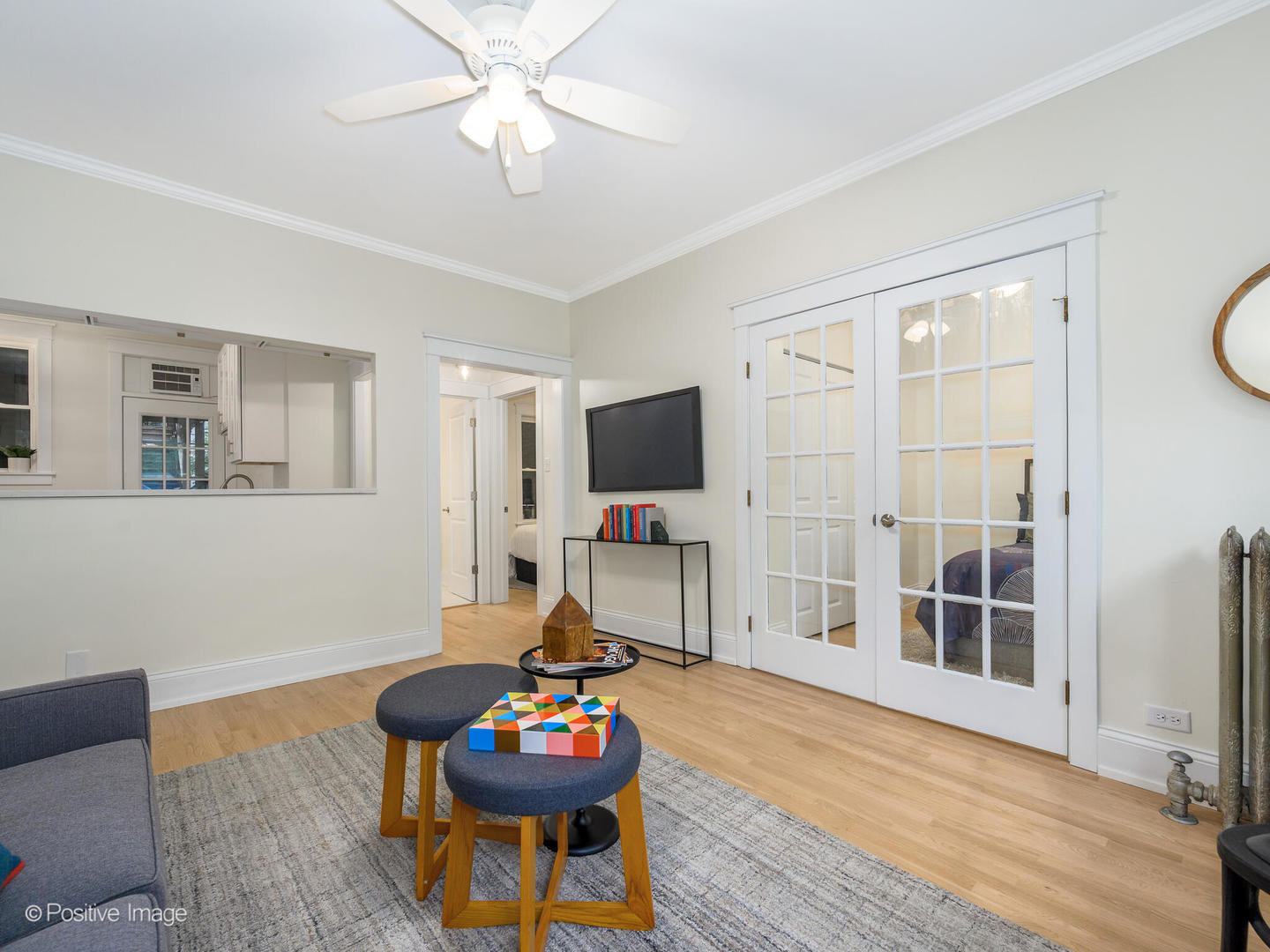 1103 W Wrightwood Avenue Unit: 1