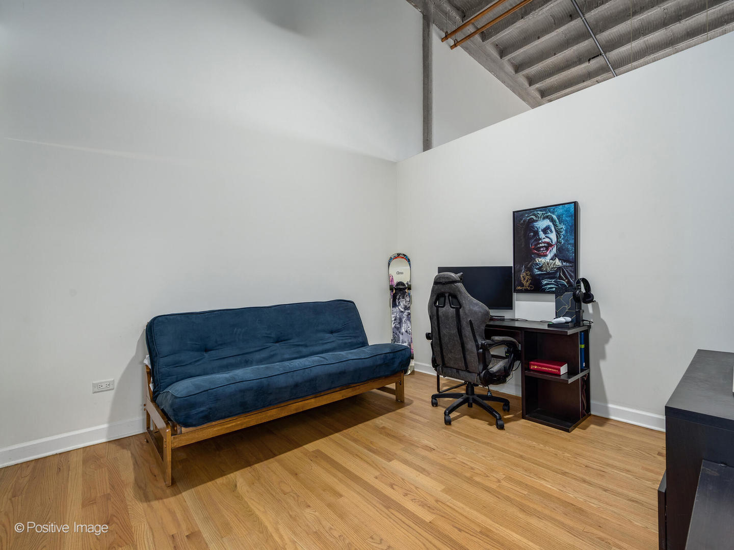 2545 S Dearborn Street Unit: 611