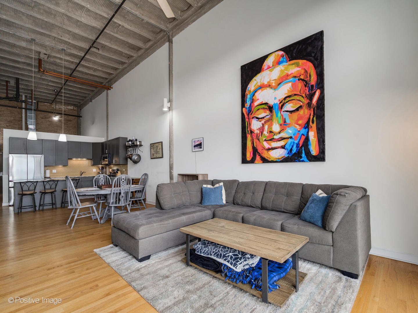 2545 S Dearborn Street Unit: 611