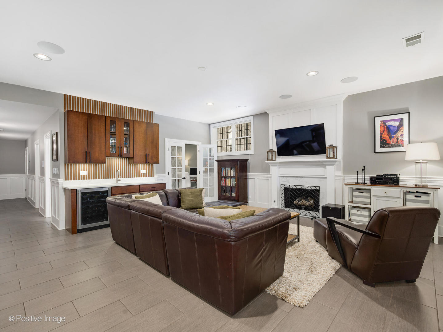 1313 W Carmen Avenue Unit: 1N