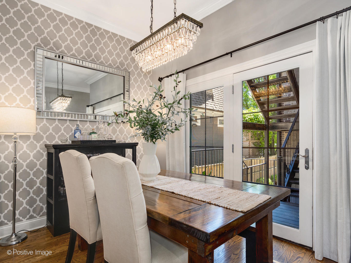 1313 W Carmen Avenue Unit: 1N