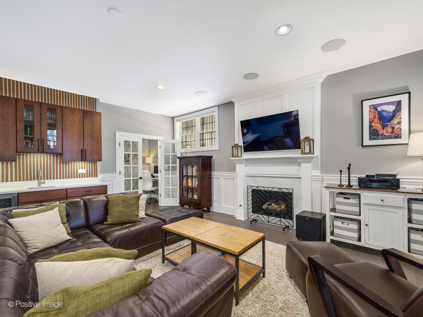 1313 W Carmen Avenue Unit: 1N
