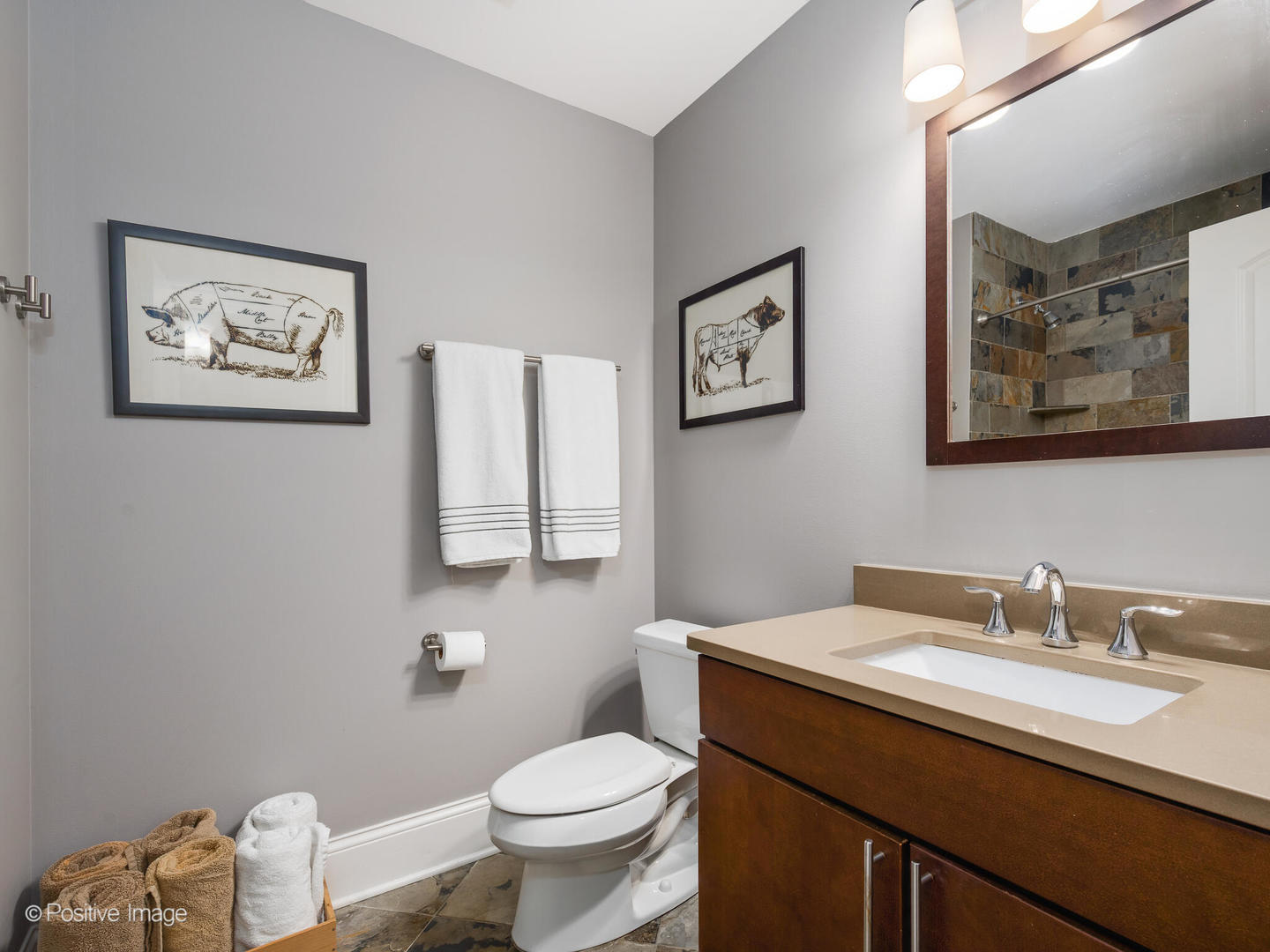 1313 W Carmen Avenue Unit: 1N