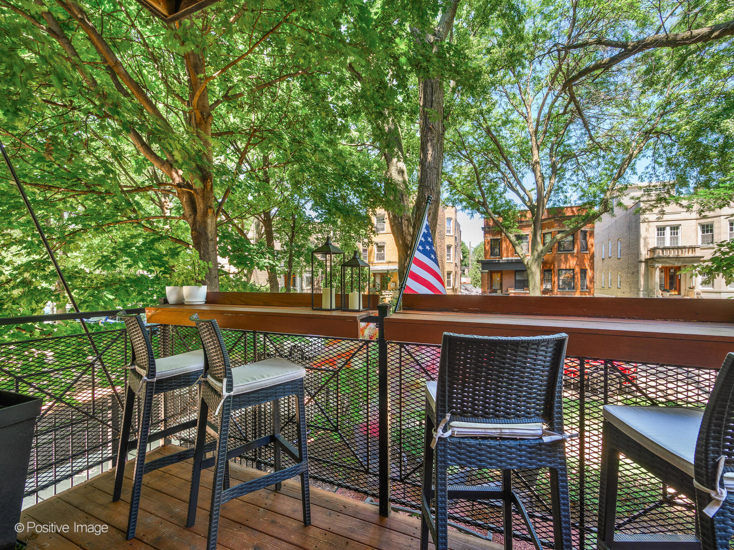 1313 W Carmen Avenue Unit: 1N