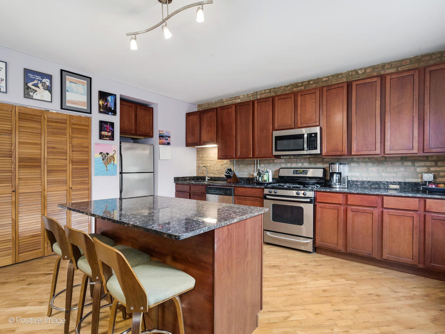 1620 W Columbia Avenue Unit: 3N