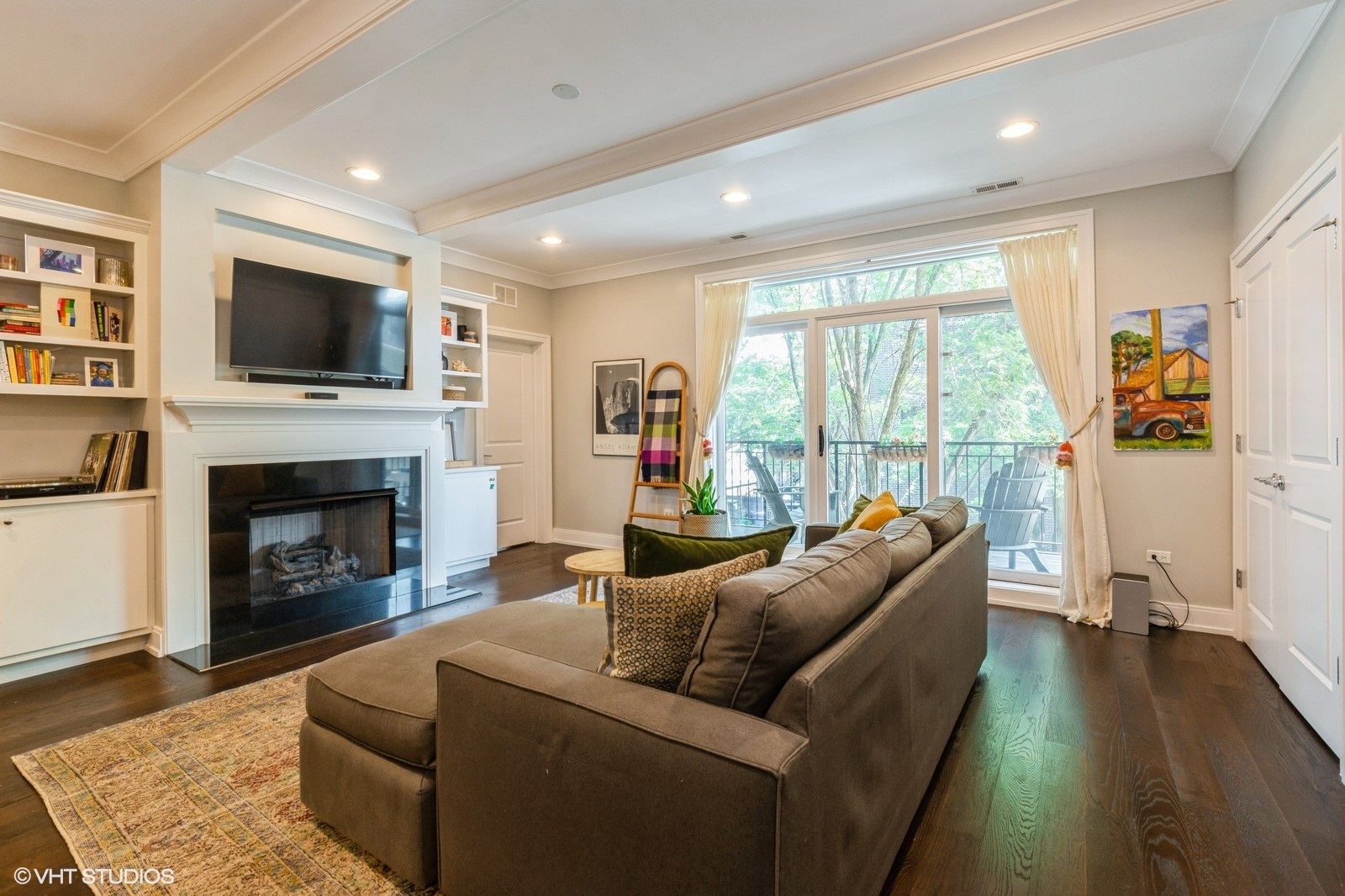 5202 N Oakley Avenue Unit: 3N