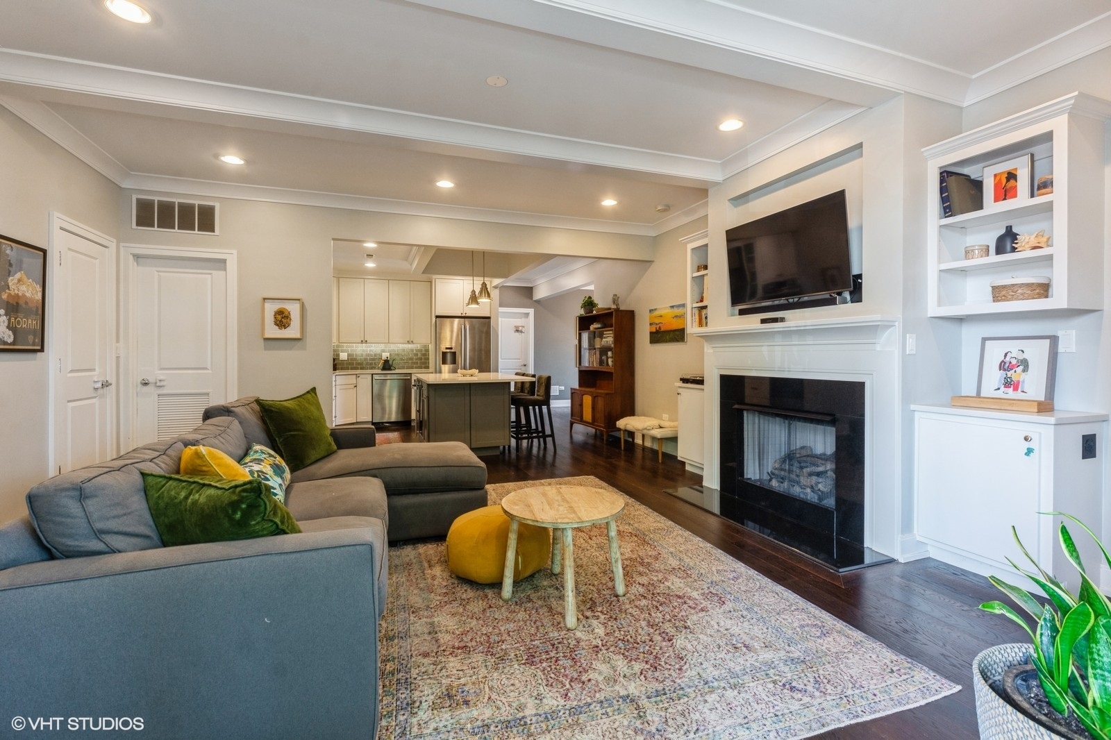 5202 N Oakley Avenue Unit: 3N