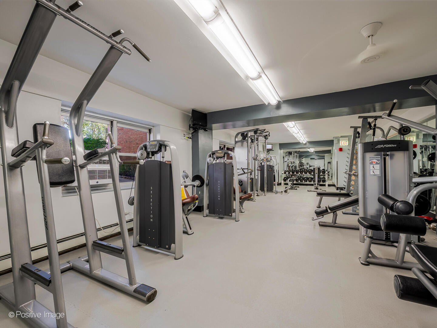 4920 N Marine Drive Unit: S402