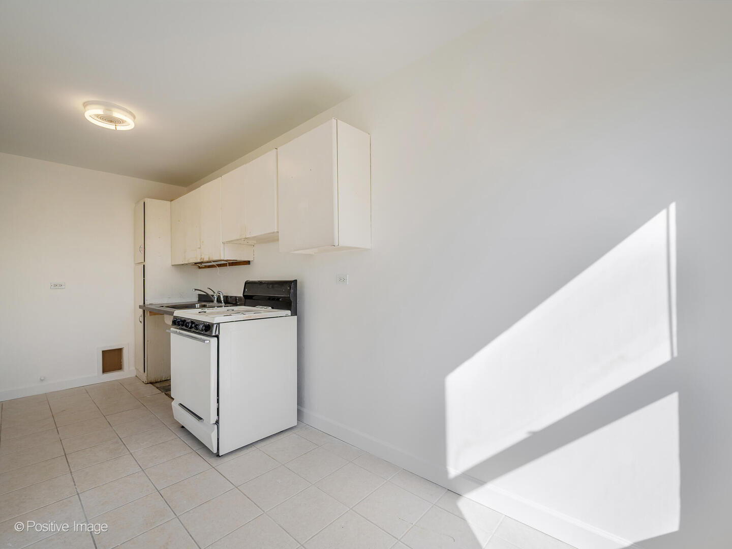 4920 N Marine Drive Unit: S402