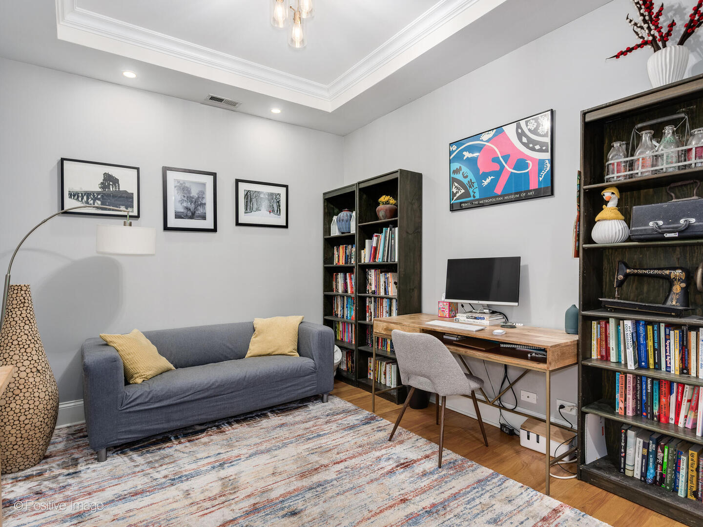 2221 W Belmont Avenue Unit: 301