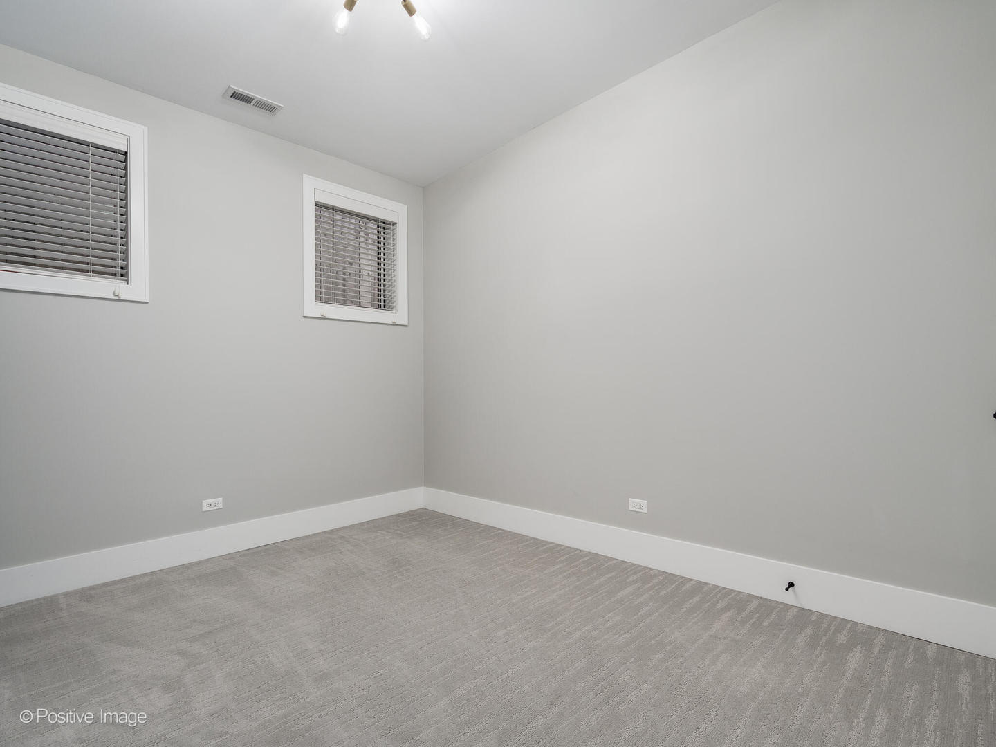 3227 N Racine Avenue Unit: 1