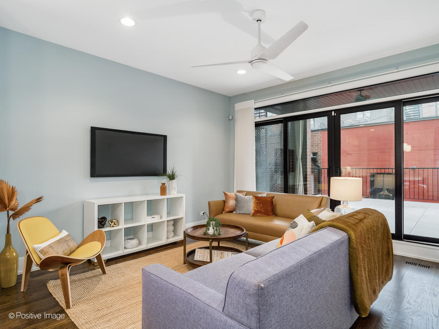 3227 N Racine Avenue Unit: 1