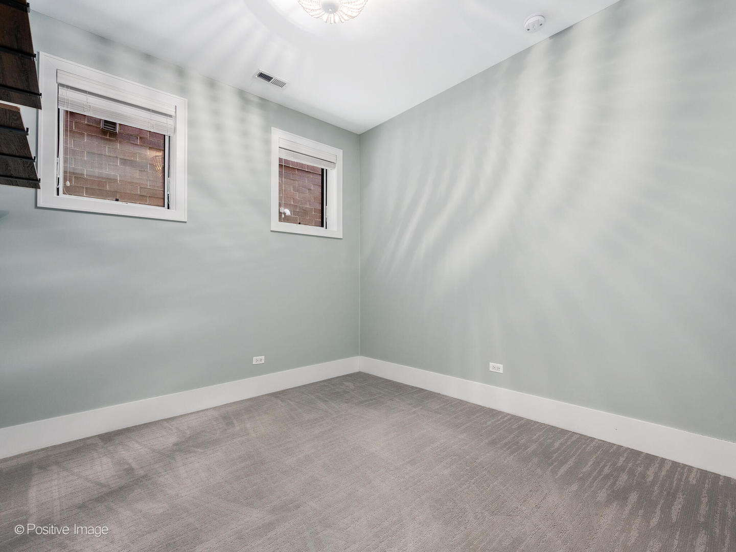 3227 N Racine Avenue Unit: 1