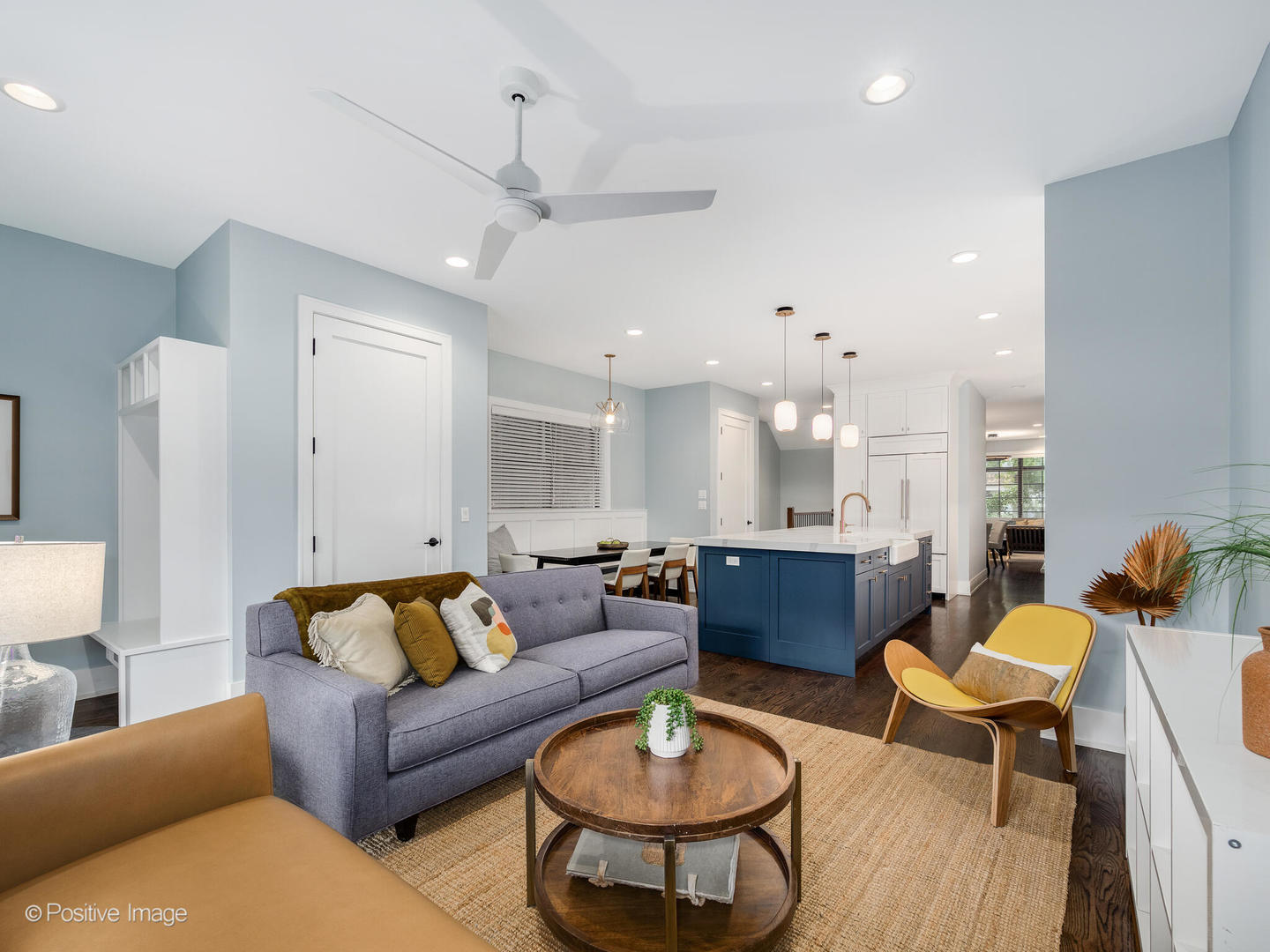 3227 N Racine Avenue Unit: 1