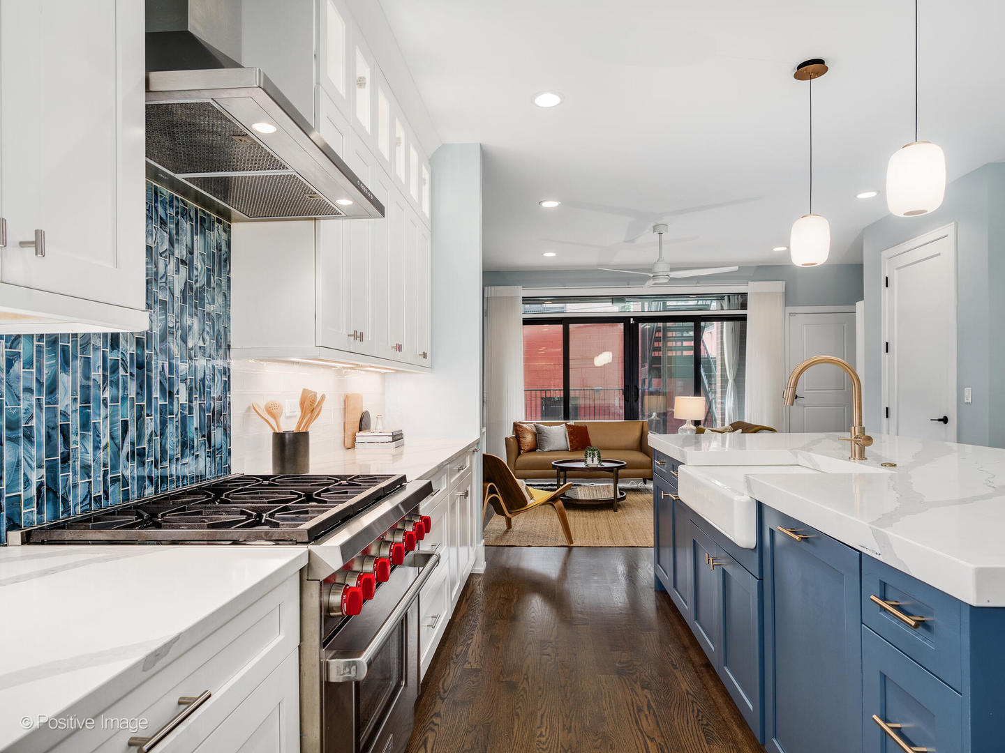 3227 N Racine Avenue Unit: 1