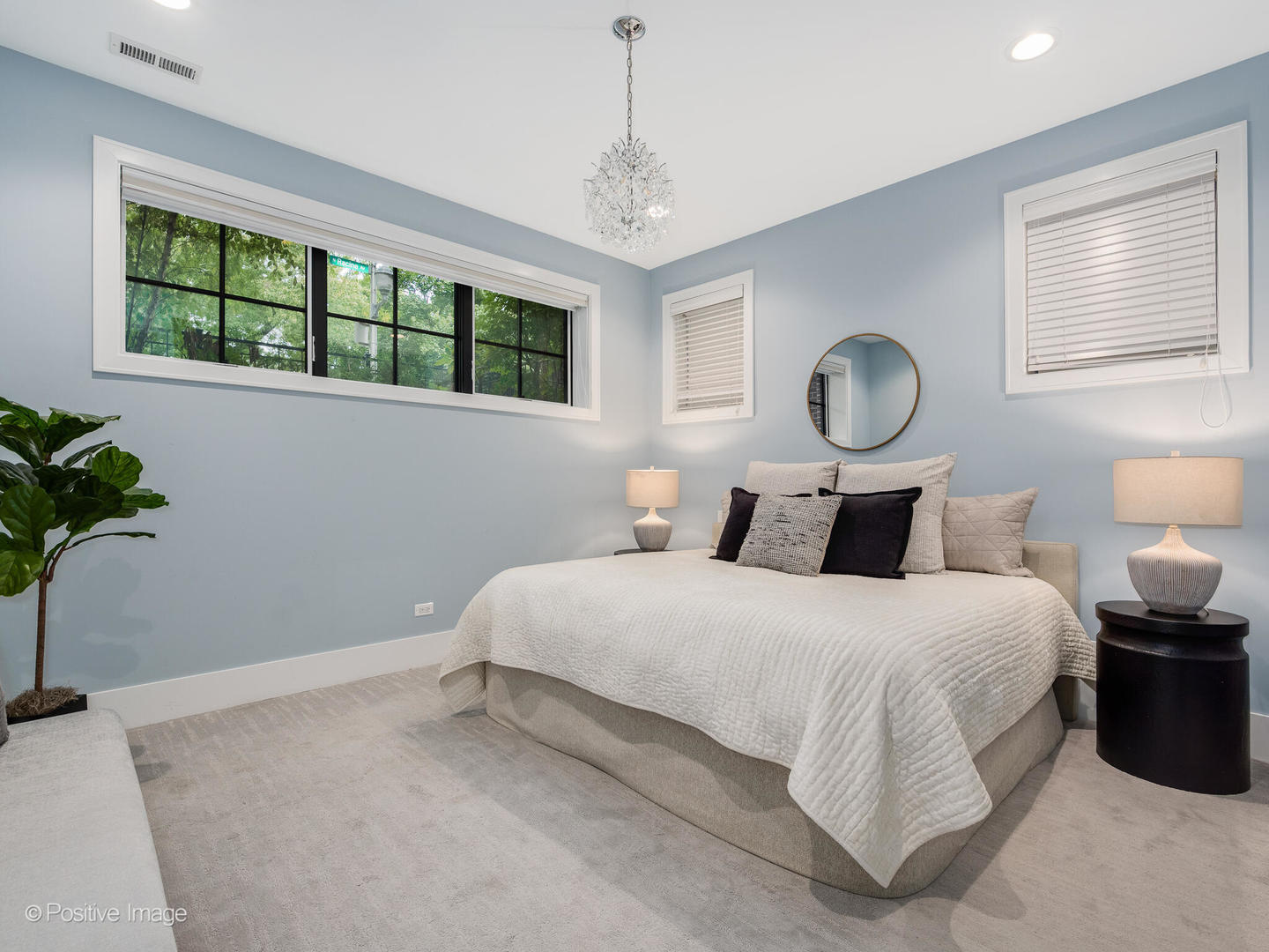 3227 N Racine Avenue Unit: 1