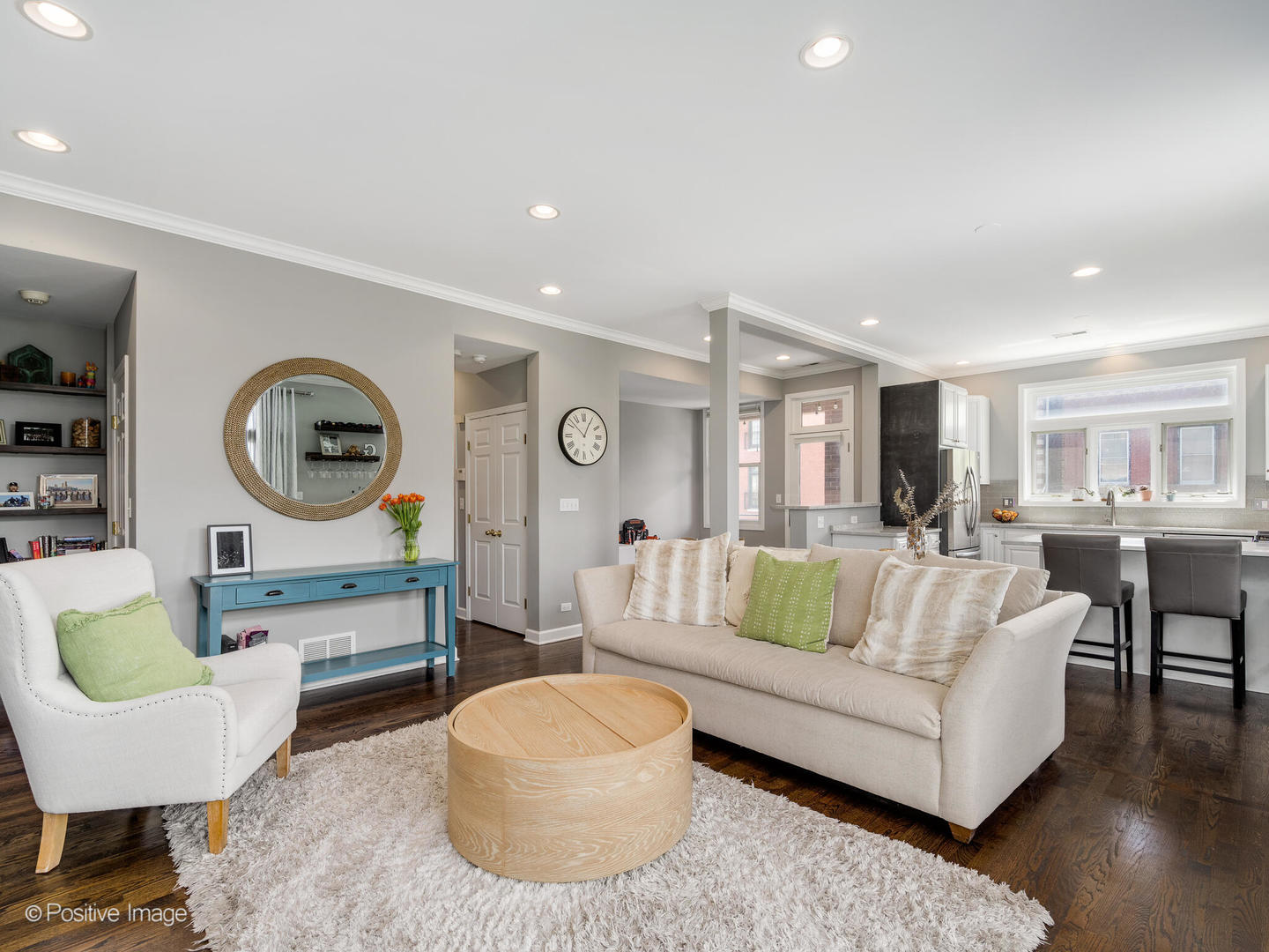 3205 N Hoyne Avenue Unit: 2A