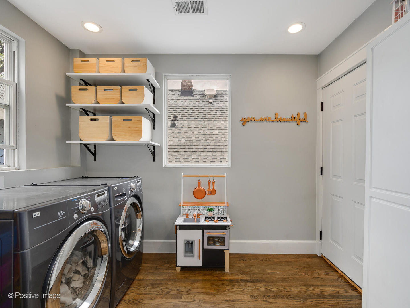 3903 N Seeley Avenue Unit: 3