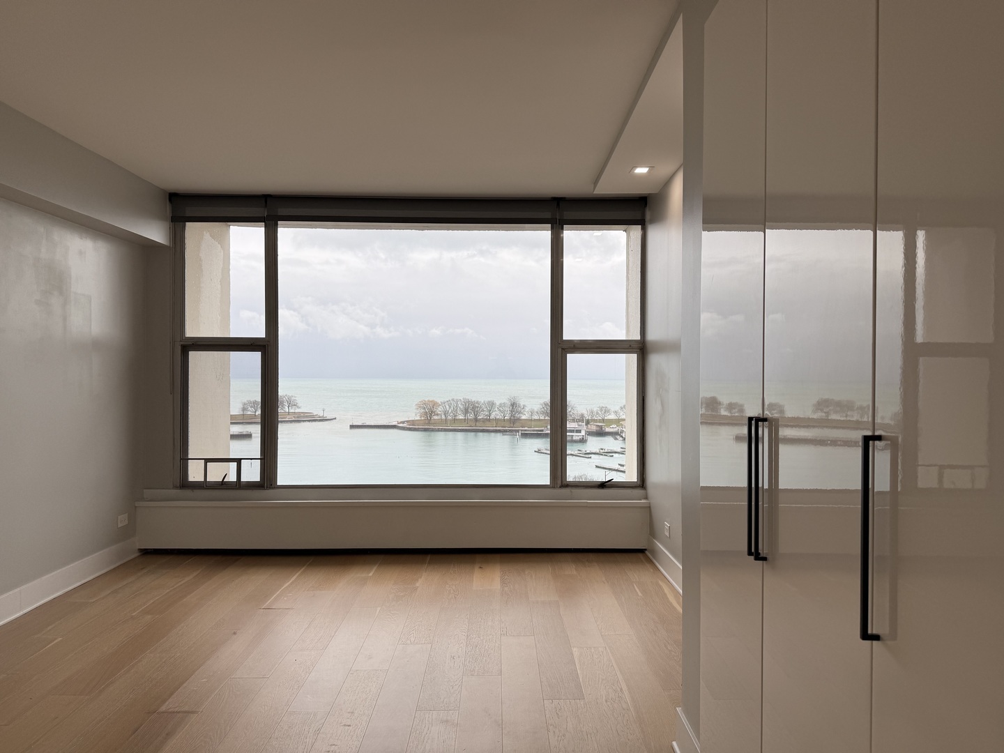 3200 N Lake Shore Drive Unit: 1110