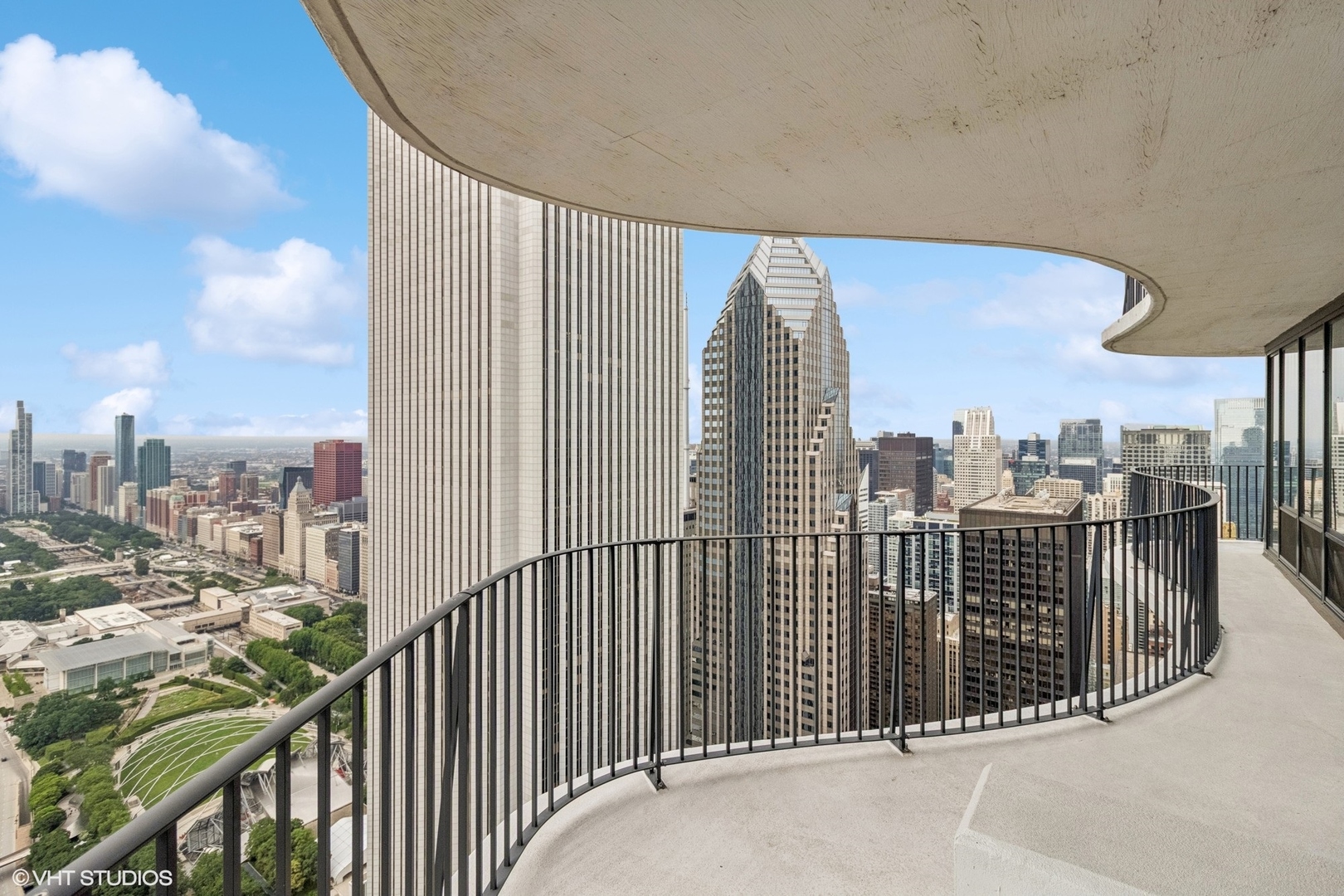 225 N Columbus Drive Unit: 6301