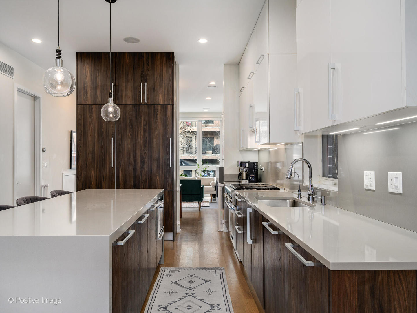 2239 W Armitage Avenue Unit: 1