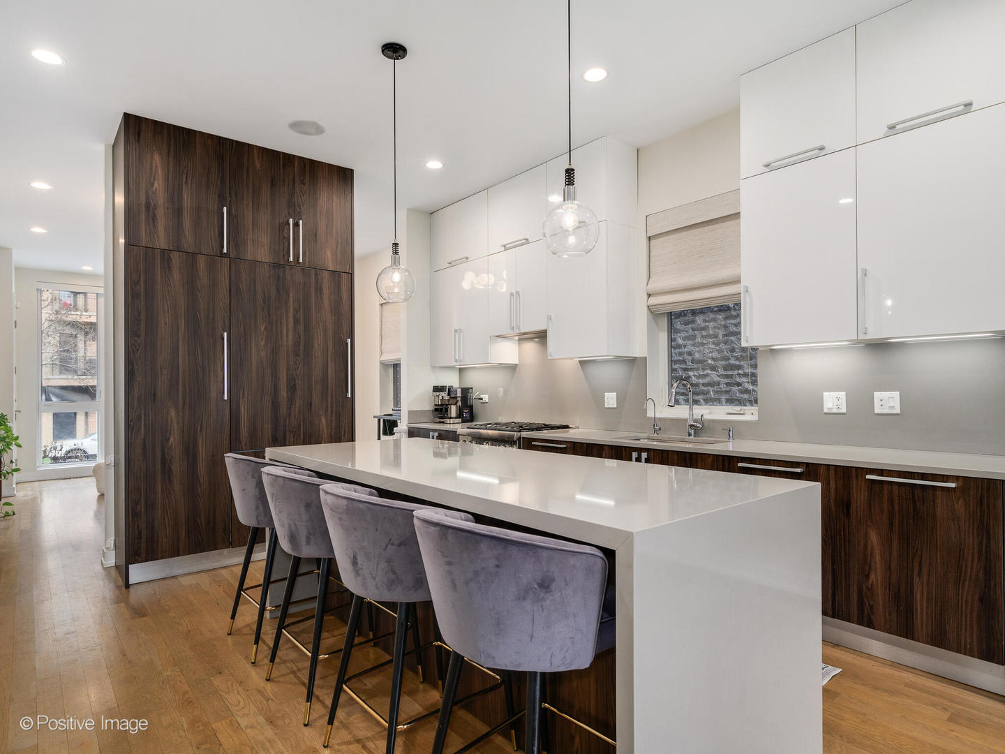 2239 W Armitage Avenue Unit: 1