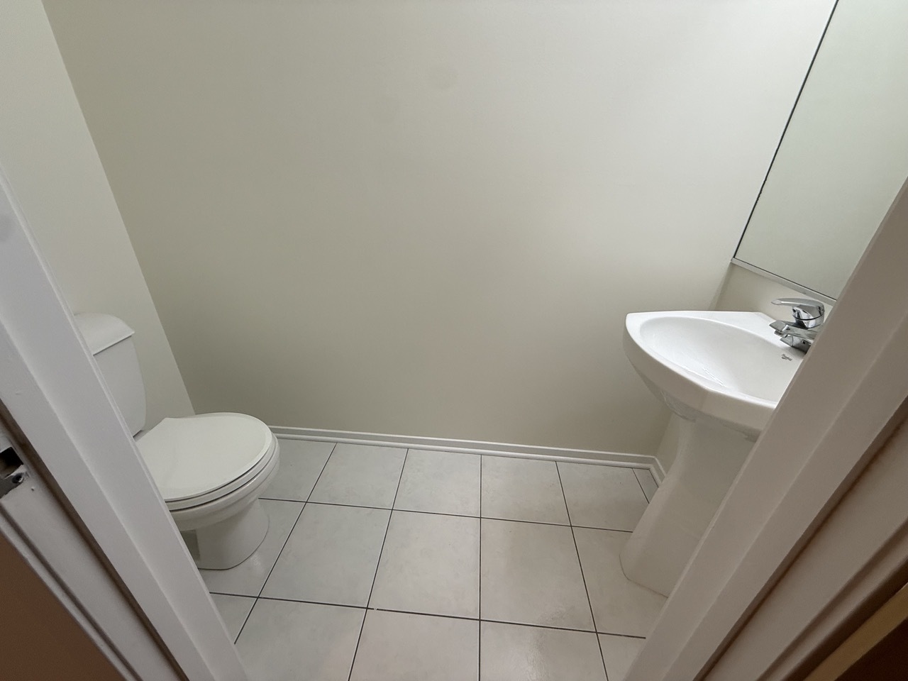 1500 W Monroe Street Unit: 605