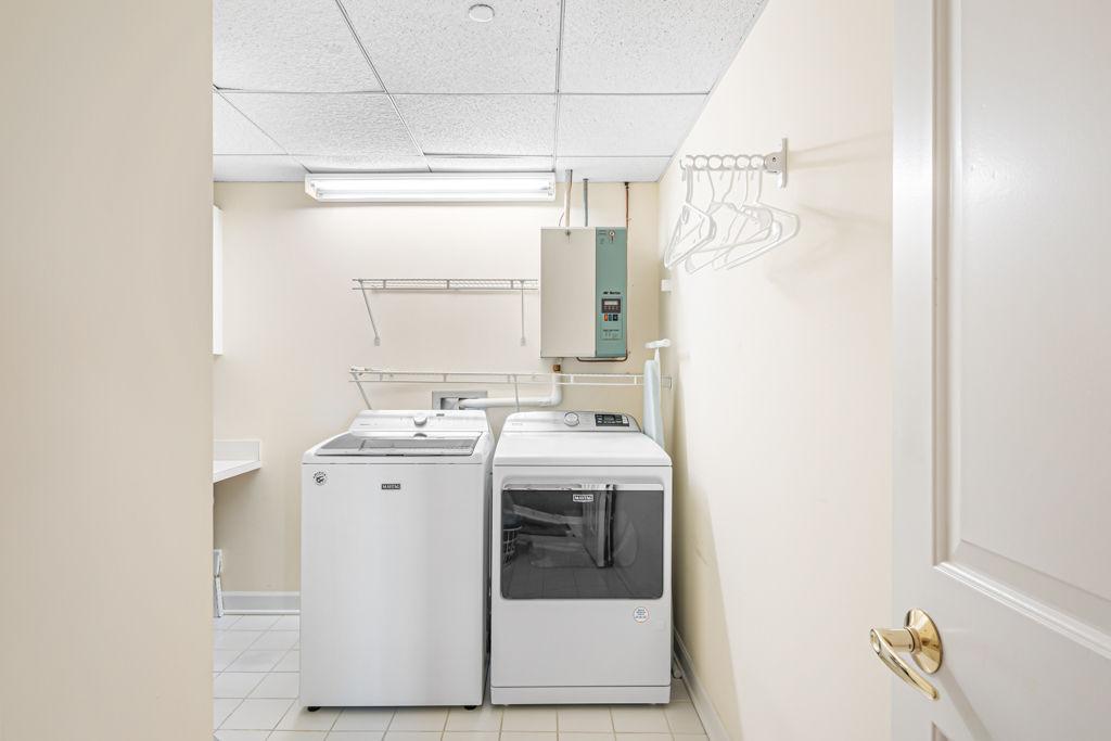 445 E NORTH WATER Street Unit: 2003