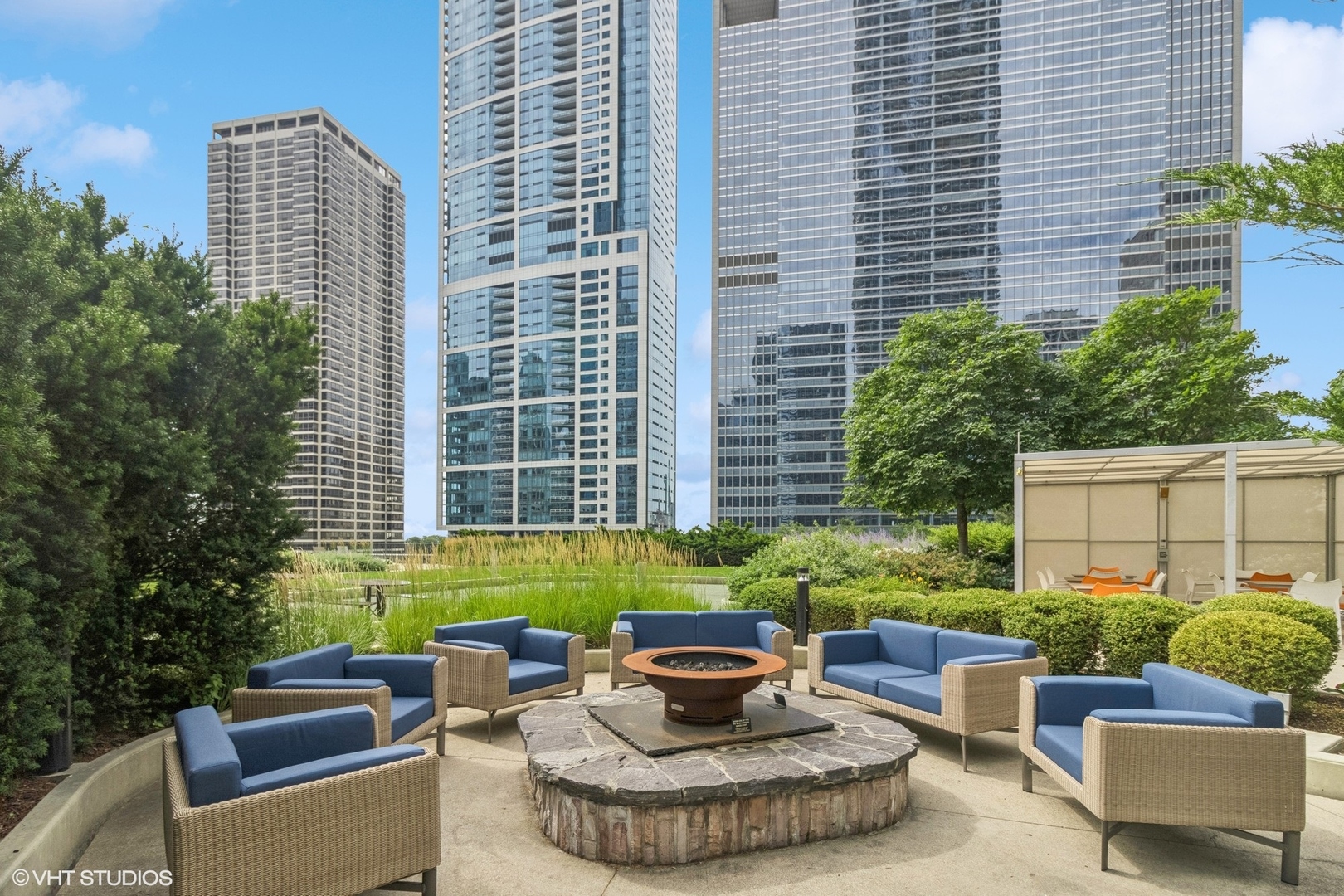 225 N Columbus Drive Unit: 6705