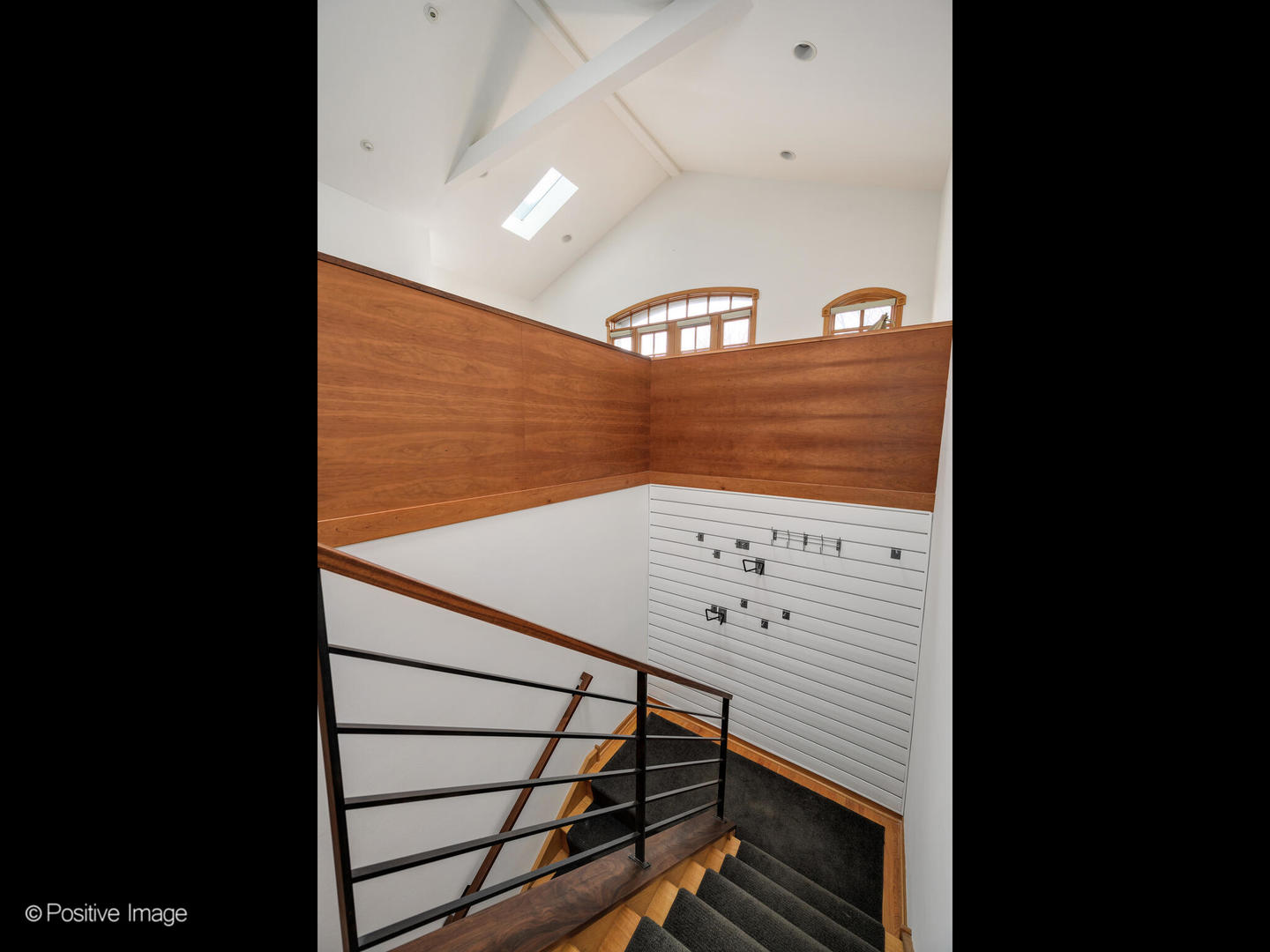 816 W Oakdale Avenue Unit: 3