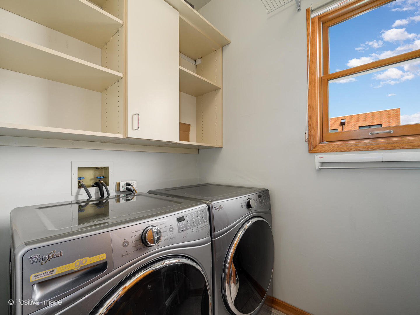 816 W Oakdale Avenue Unit: 3