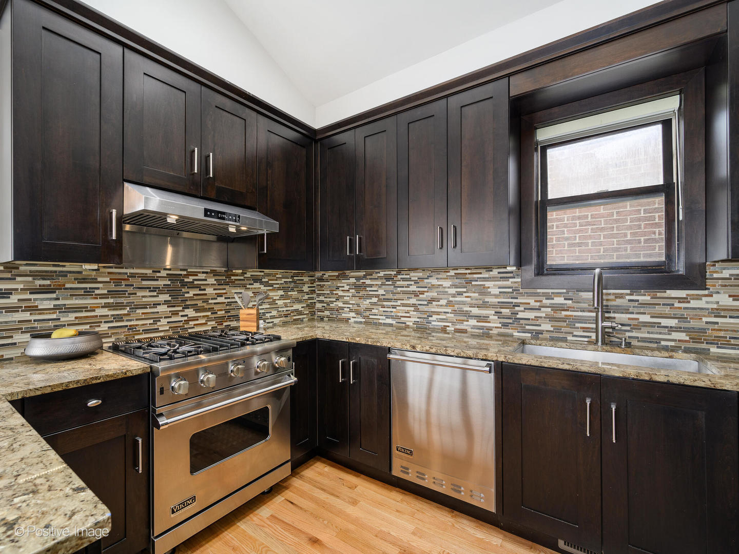 816 W Oakdale Avenue Unit: 3