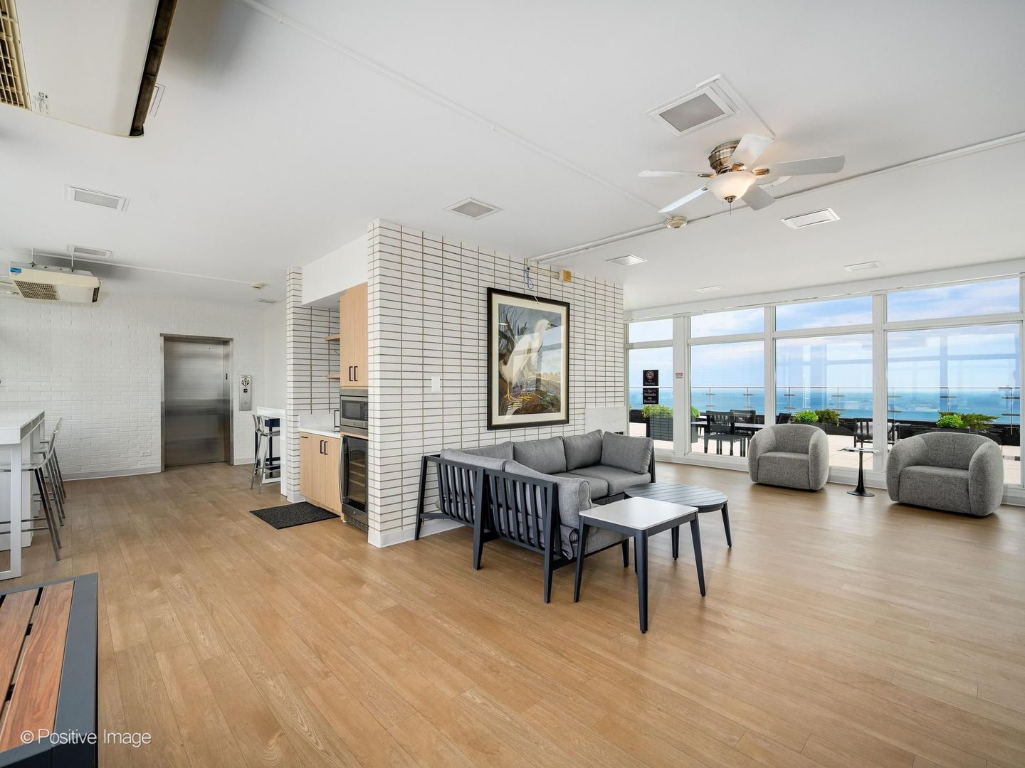 1440 N Lake Shore Drive Unit: 19BD